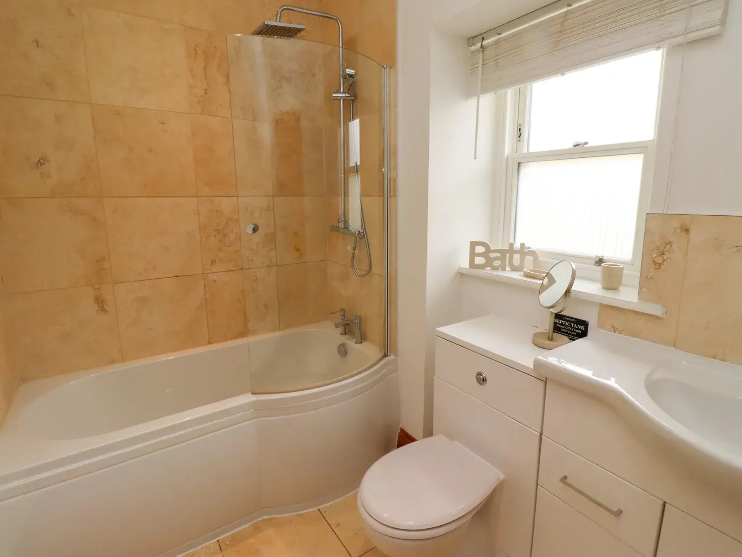 Paddy's Mount Bathroom